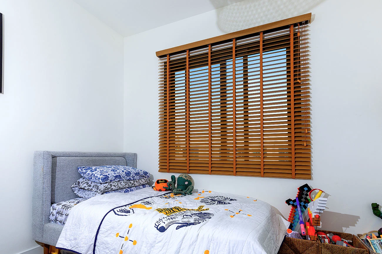 Snow white faux wood blinds